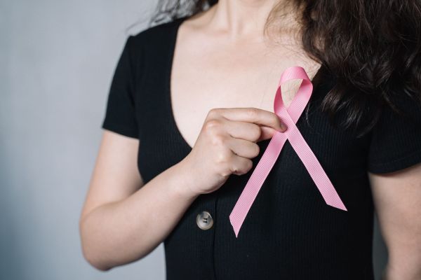 Répertorier des marques engagées pour lutter contre le cancer